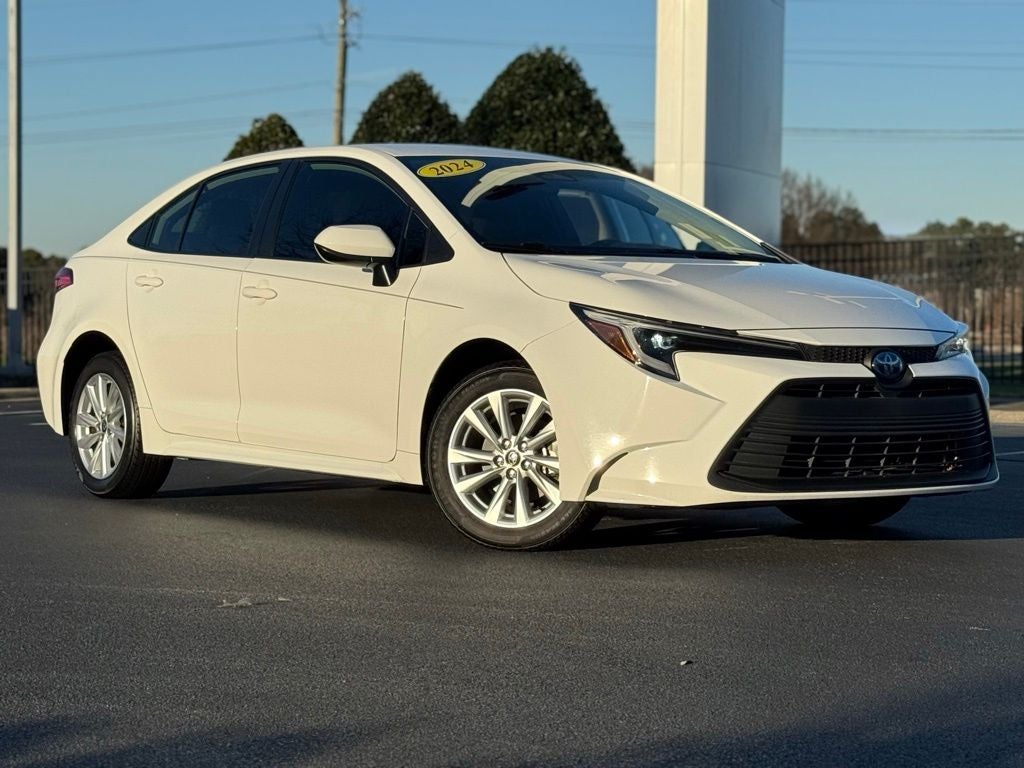 2024 Toyota Corolla Hybrid LE