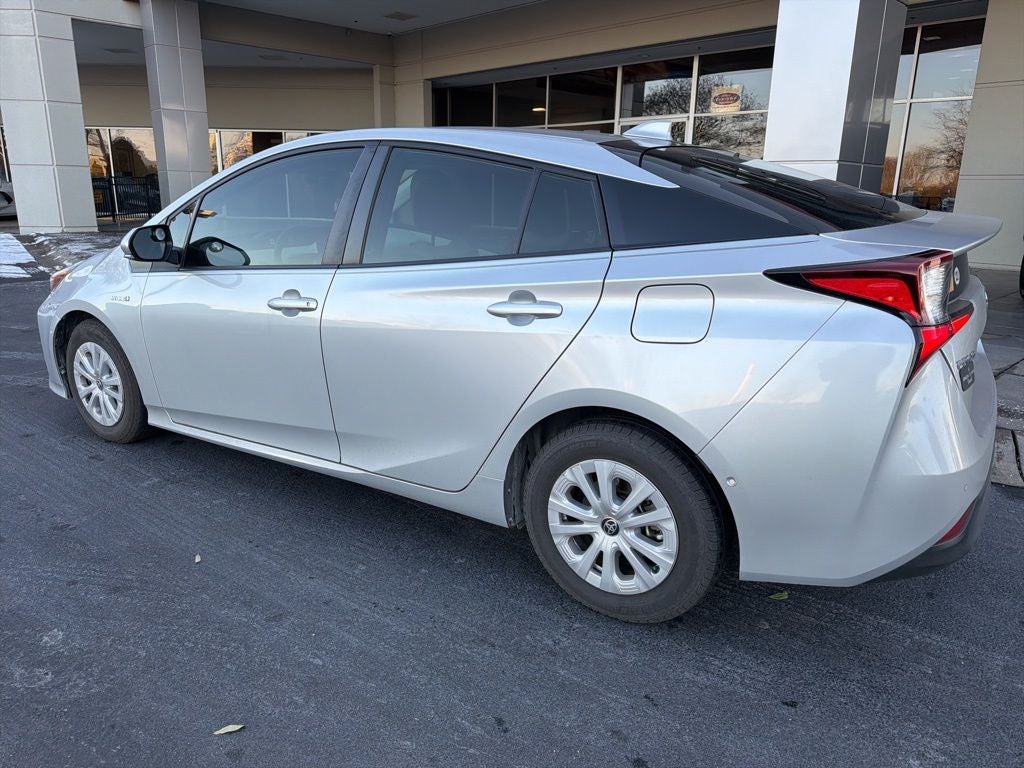 2021 Toyota Prius LE