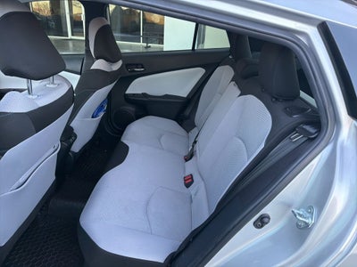 2021 Toyota Prius LE