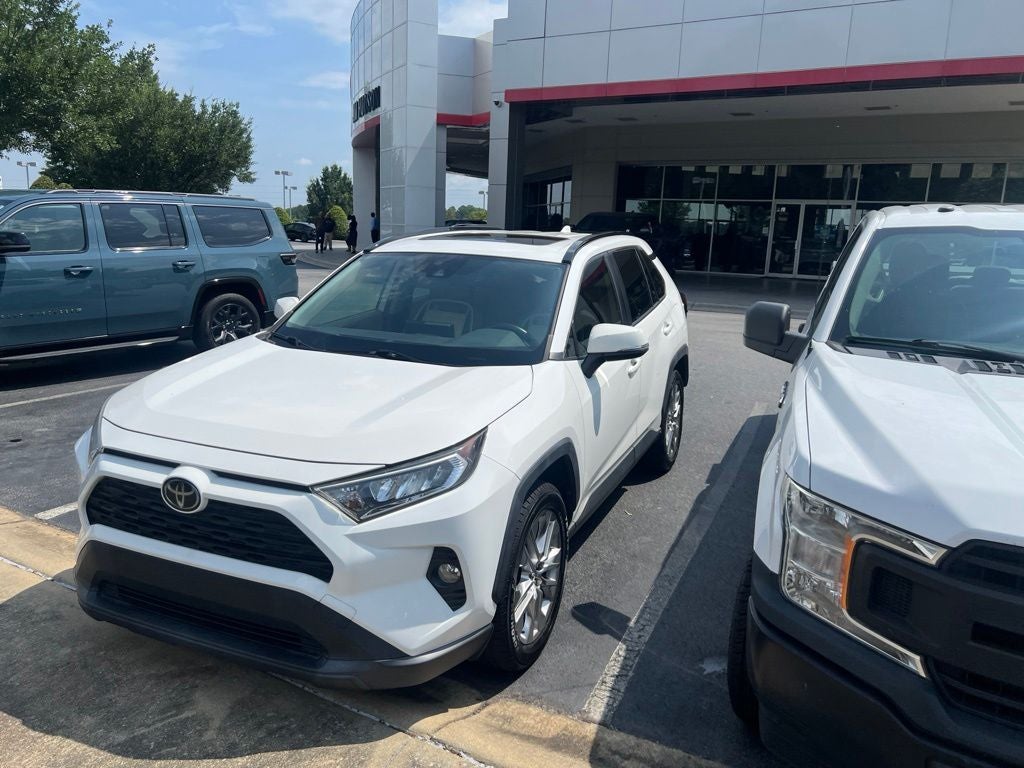 2019 Toyota RAV4 XLE Premium