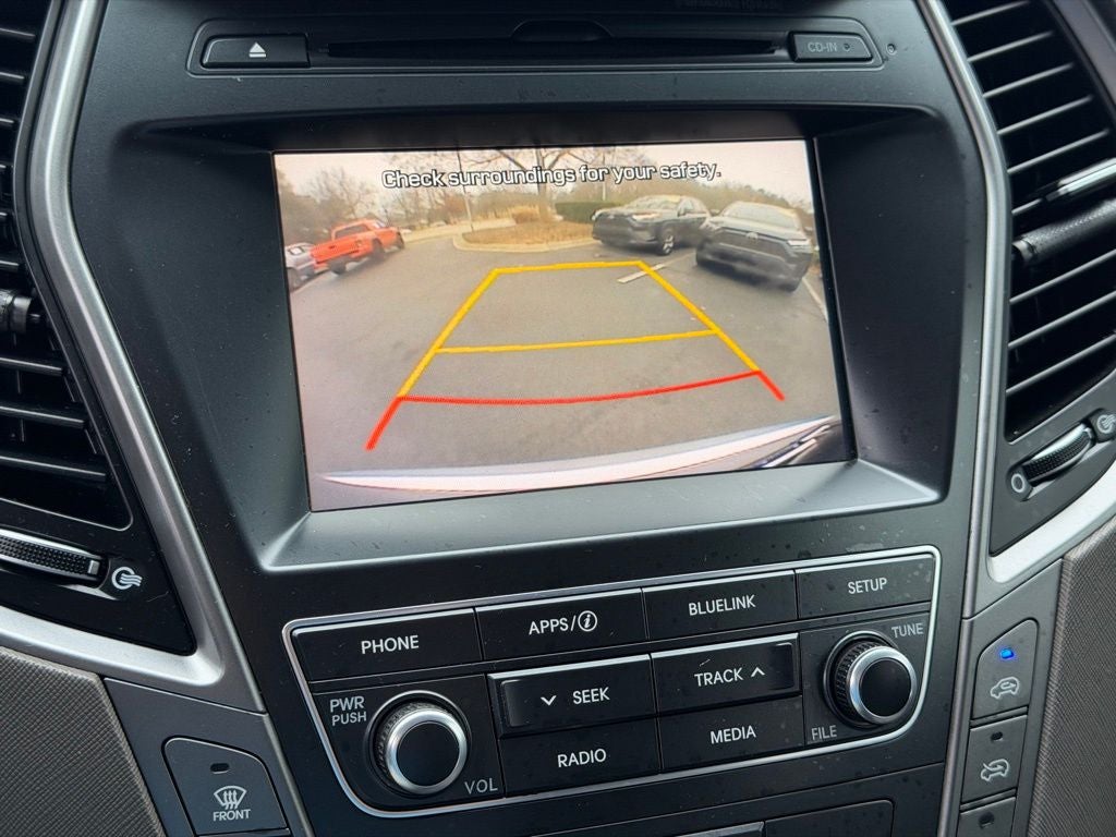 2017 Hyundai Santa Fe SE