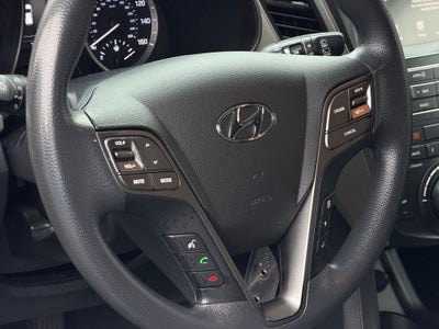 2017 Hyundai Santa Fe SE