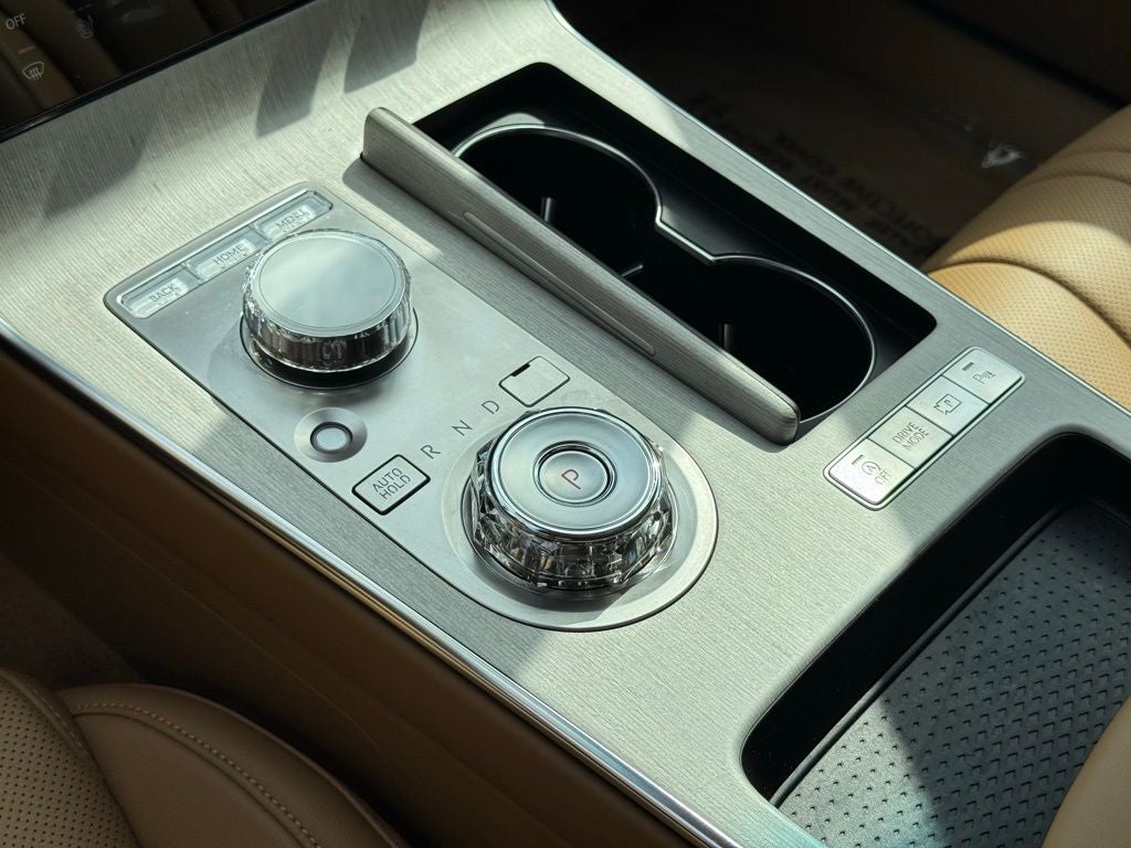 2025 Genesis G80 2.5T