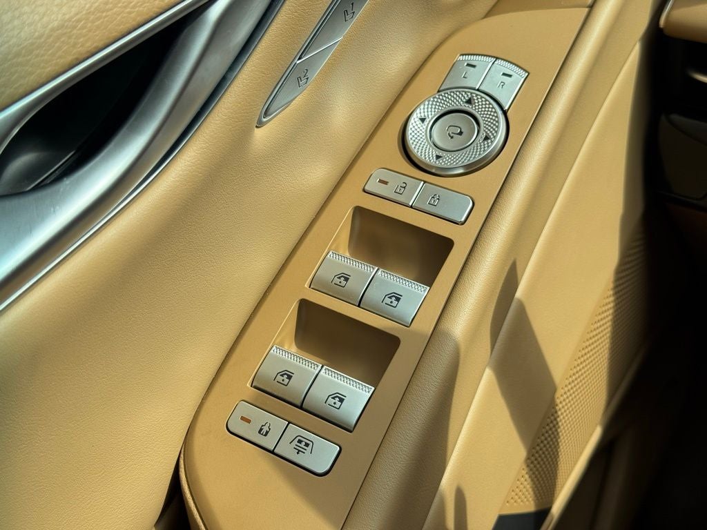 2025 Genesis G80 2.5T