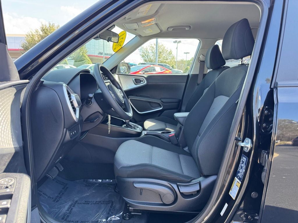 2024 Kia Soul LX