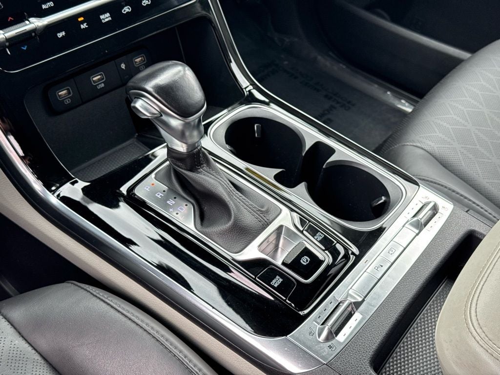 2022 Kia Carnival SX