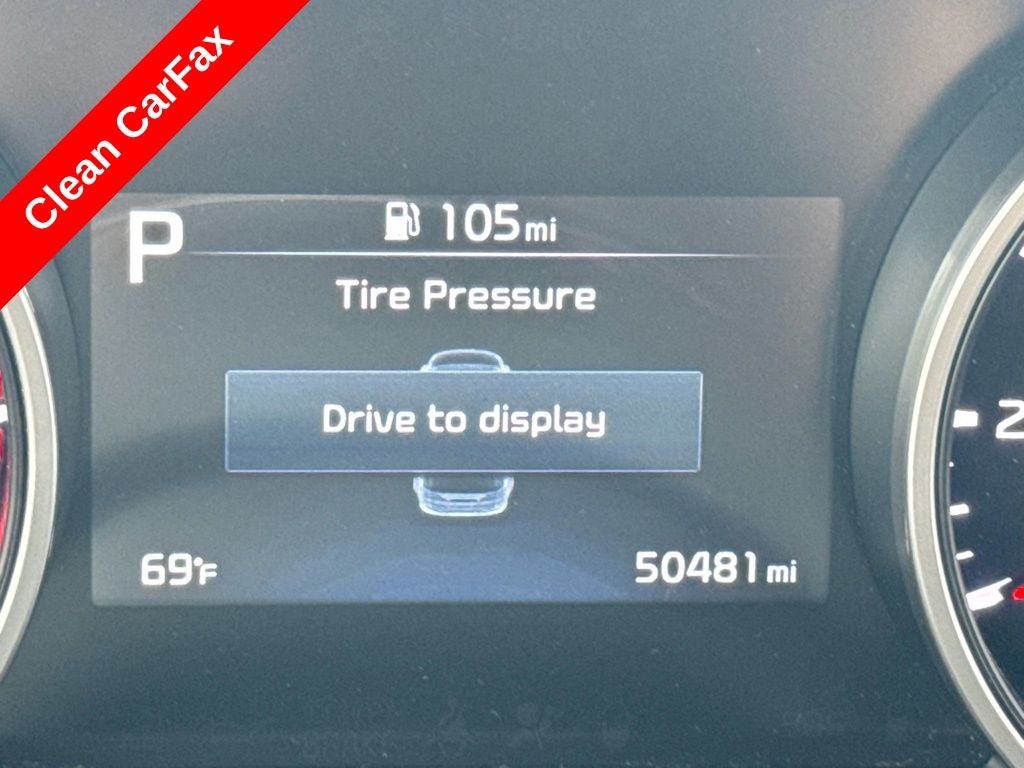 2022 Kia Carnival SX