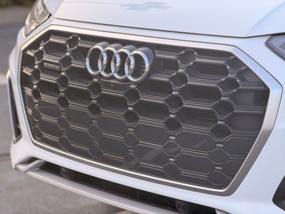 2024 Audi Q5 45 S line Premium quattro