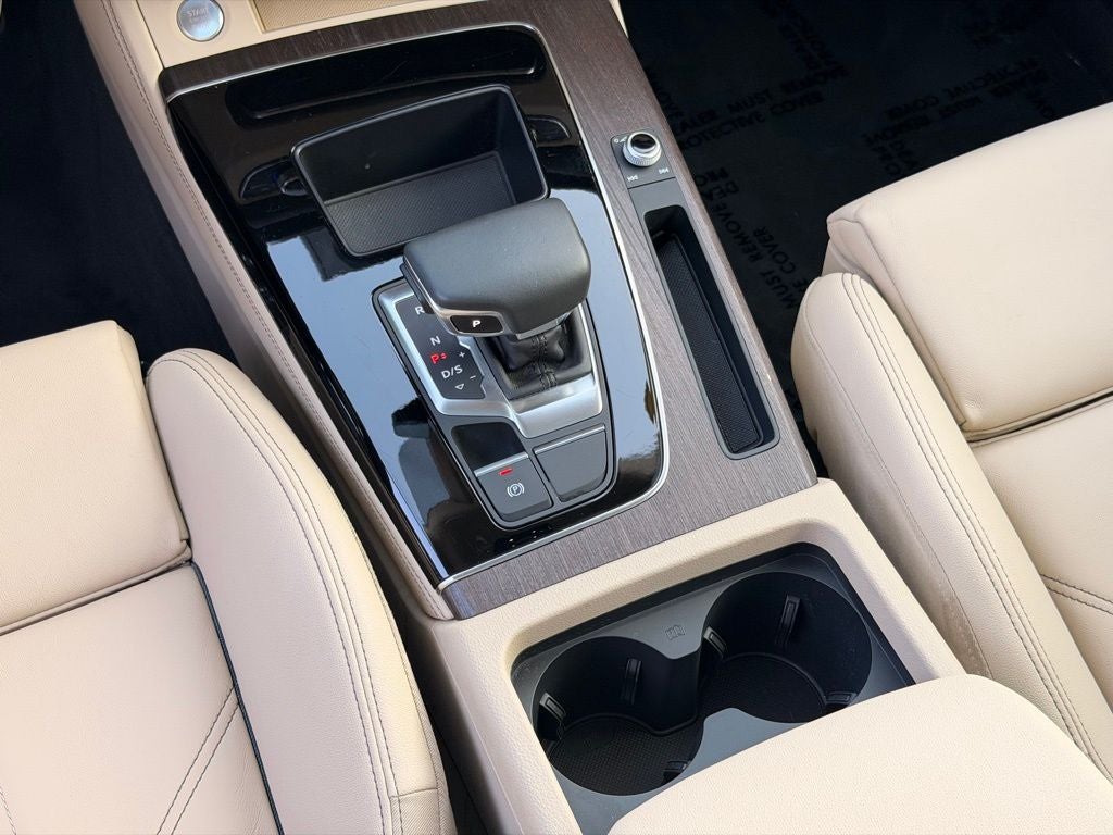 2024 Audi Q5 45 S line Premium quattro