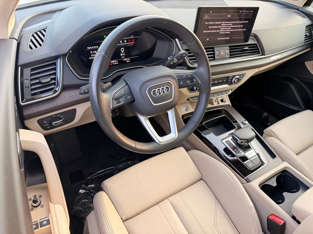 2024 Audi Q5 45 S line Premium quattro