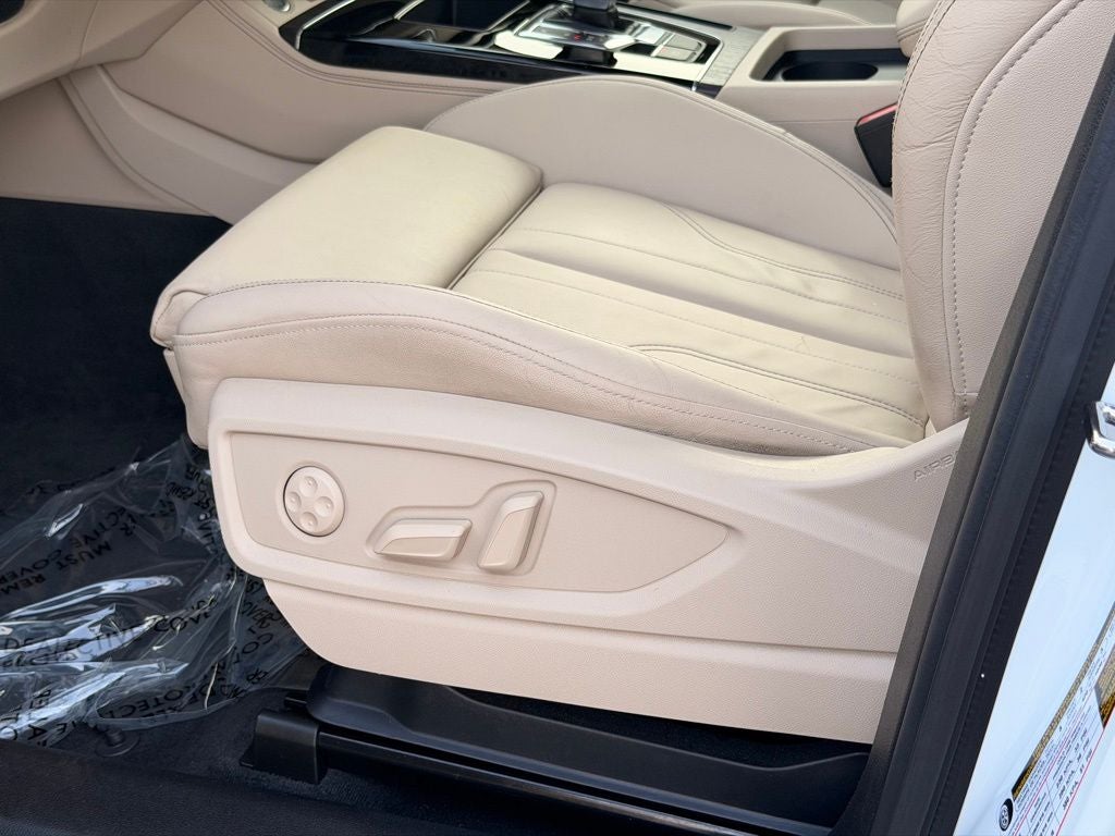 2024 Audi Q5 45 S line Premium quattro