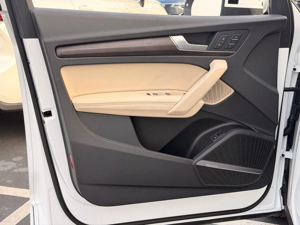 2024 Audi Q5 45 S line Premium quattro