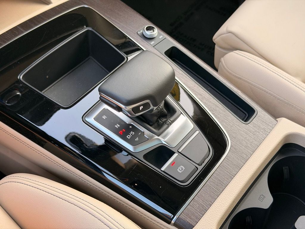 2024 Audi Q5 45 S line Premium quattro