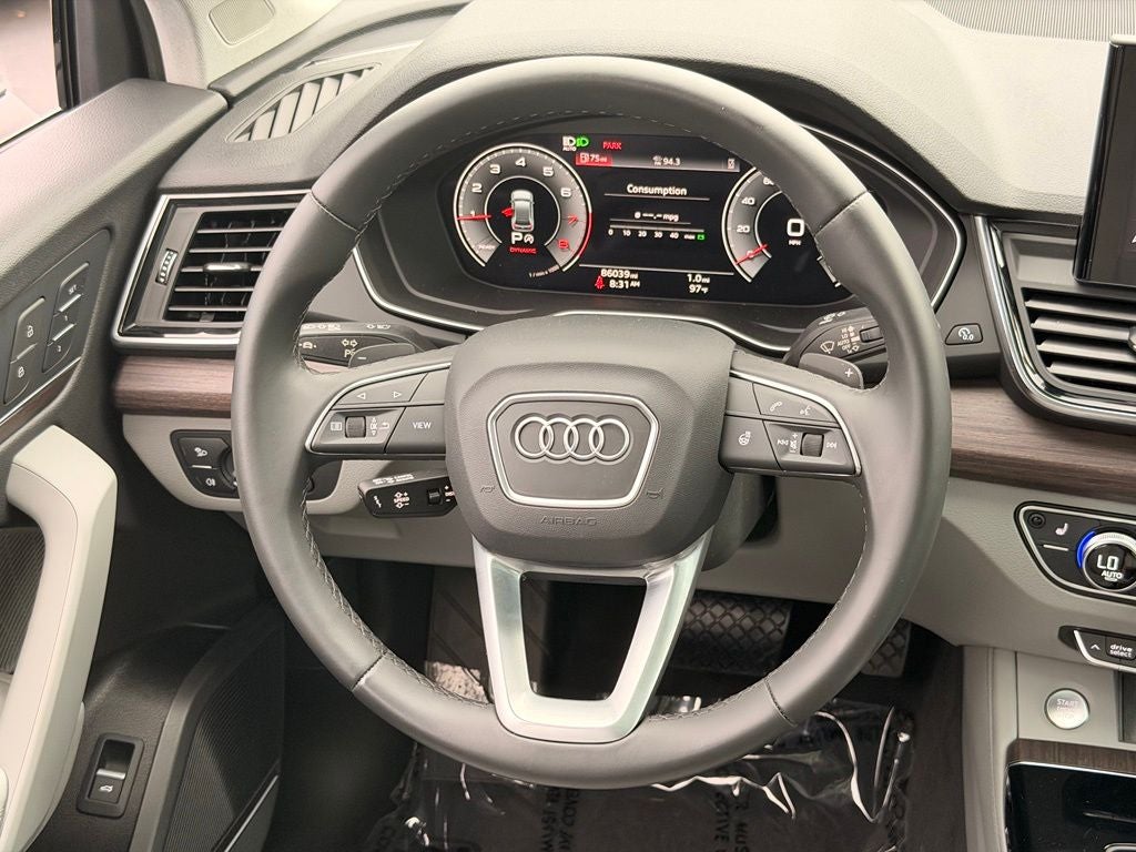 2022 Audi Q5 45 S line Premium quattro