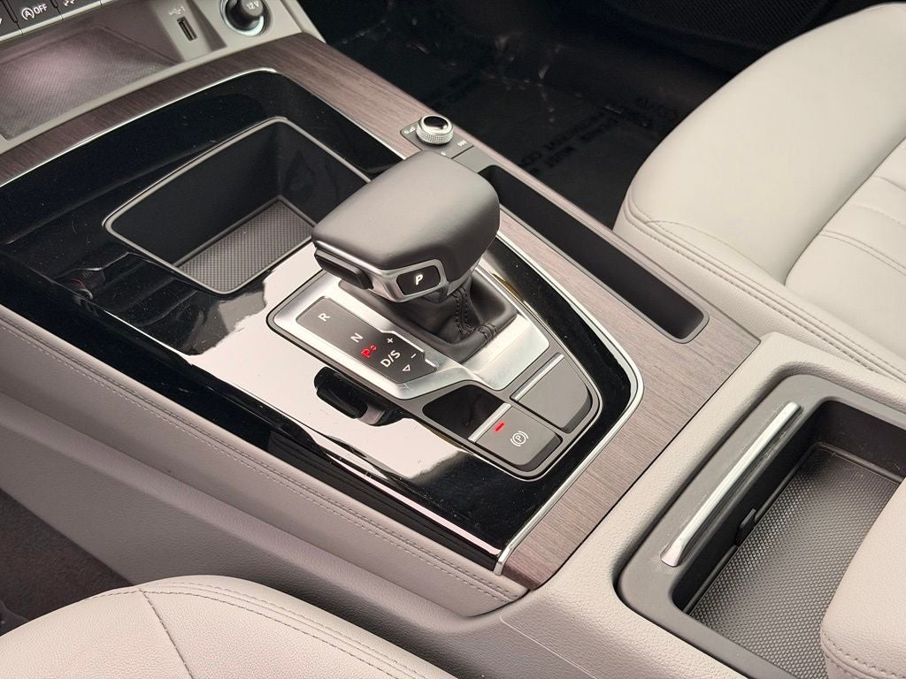 2022 Audi Q5 45 S line Premium quattro