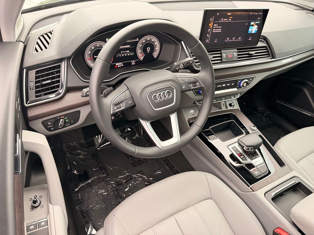 2022 Audi Q5 45 S line Premium quattro