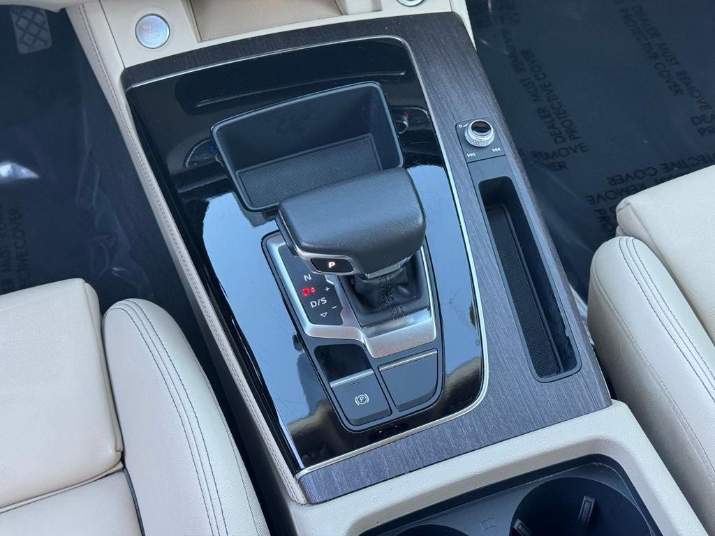 2024 Audi Q5 45 S line Premium quattro