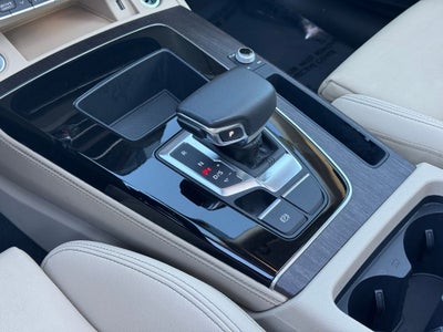 2024 Audi Q5 45 S line Premium quattro