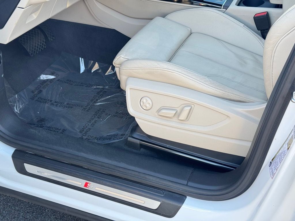 2024 Audi Q5 45 S line Premium quattro