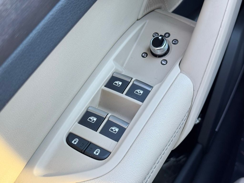 2024 Audi Q5 45 S line Premium quattro