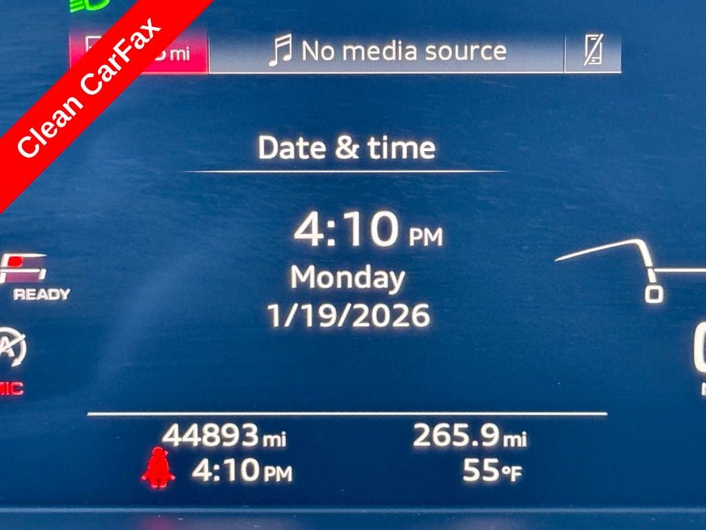 2024 Audi Q5 45 S line Premium quattro