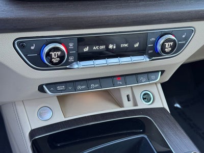 2024 Audi Q5 45 S line Premium quattro