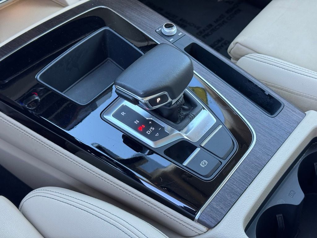 2024 Audi Q5 45 S line Premium quattro