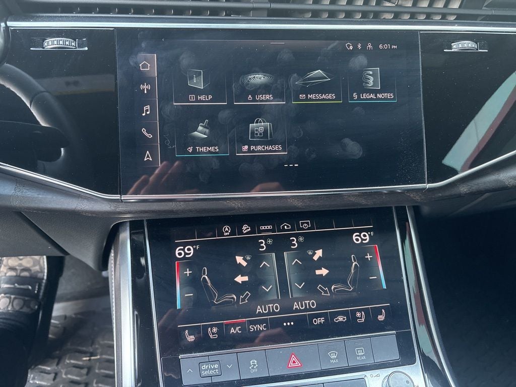 2023 Audi Q8 55 Premium Plus quattro