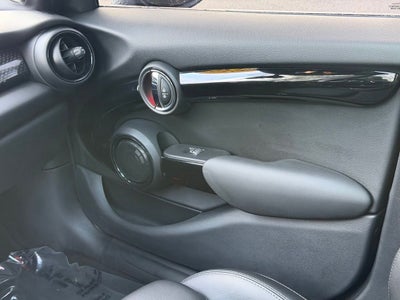 2018 MINI Cooper S Base